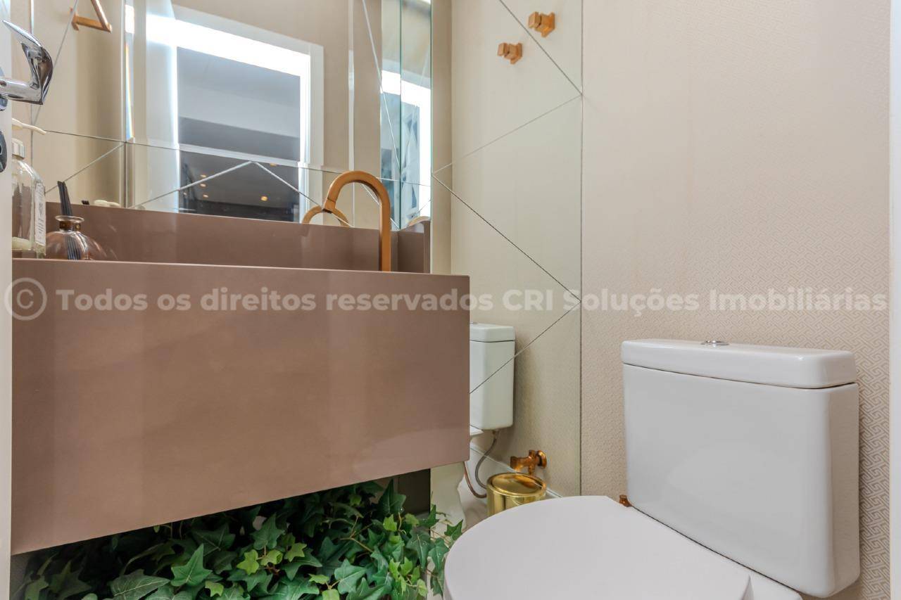 Foto do imóvel Apartamento Mobiliado á venda com 03 Suítes no Edifício Império das Ondas em Balneário Camboriú