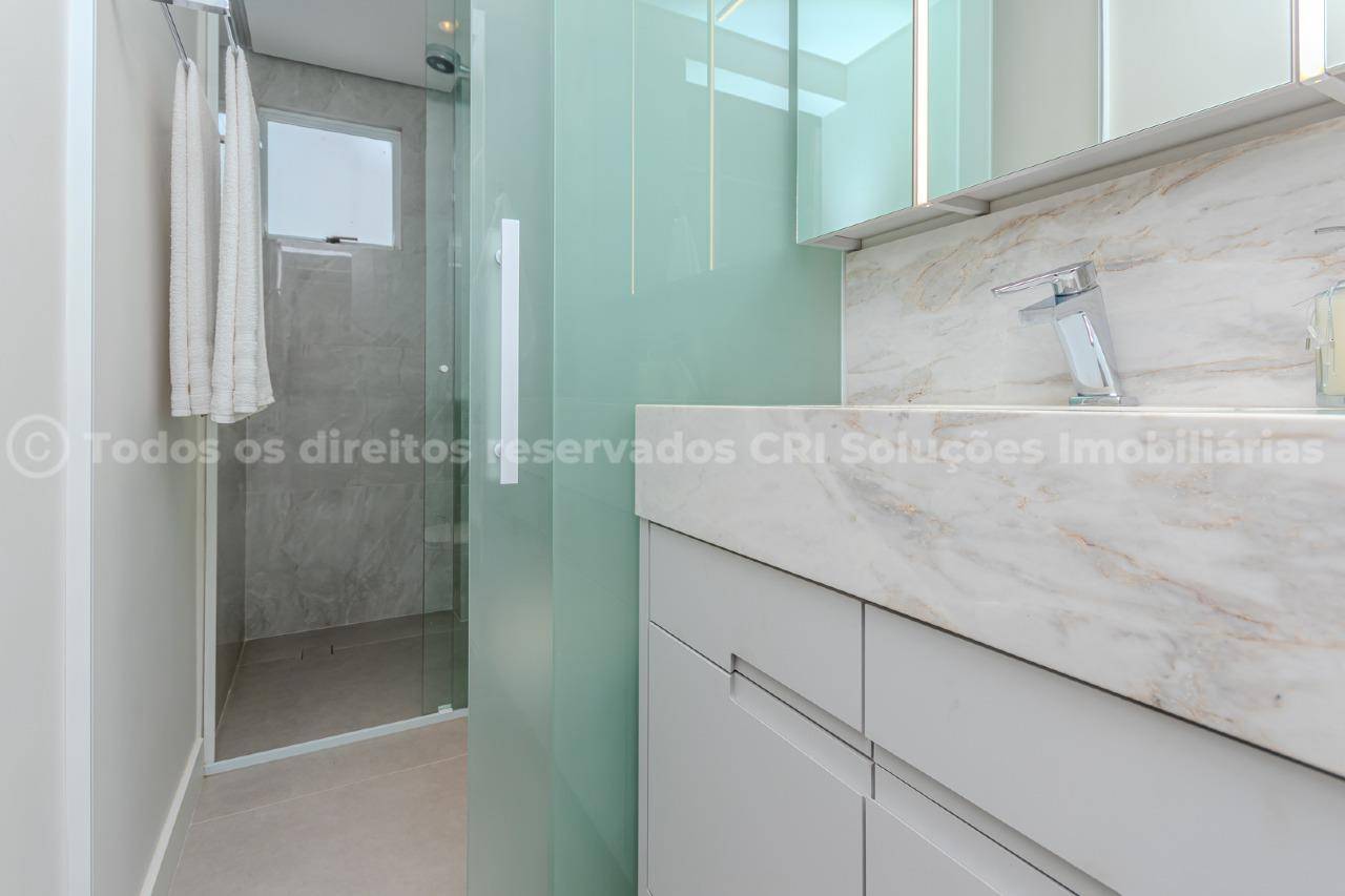 Foto do imóvel Apartamento 3 dormitórios no Edifício Pietro Zanella na Avenida Atlântica Balneário Camboriú