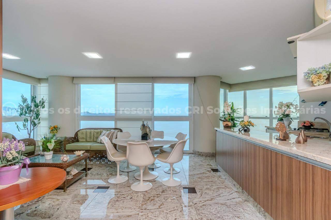 Foto do imóvel Apartamento de luxo no Edifício Costão da Barra, Barra Sul – Frente Mar em Balneário Camboriú