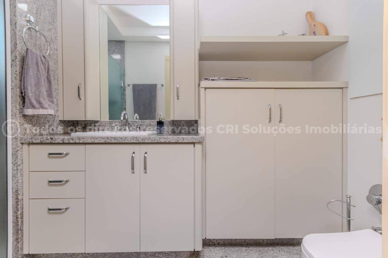 Foto do imóvel Apartamento de luxo no Edifício Costão da Barra, Barra Sul – Frente Mar em Balneário Camboriú