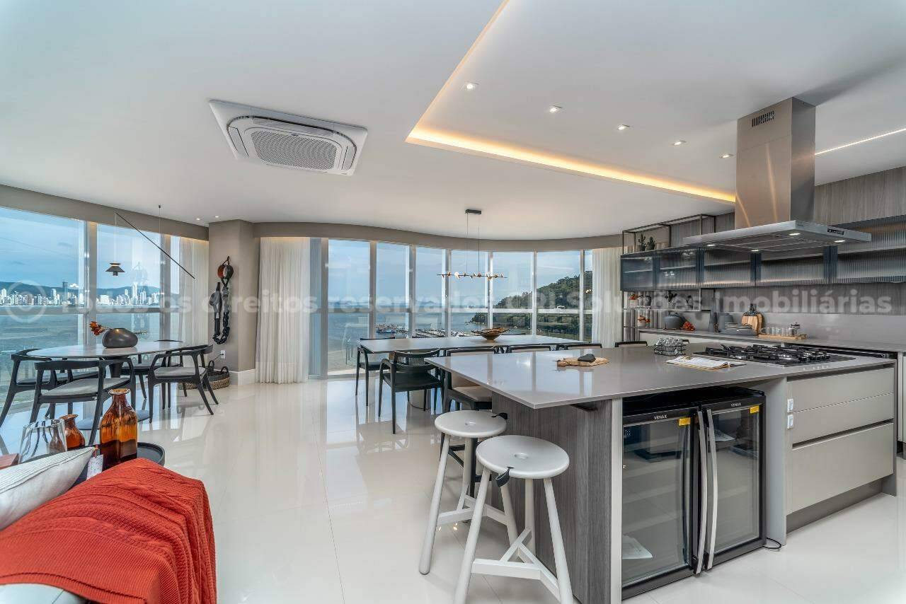 Foto do imóvel Apartamento Mobiliado Frente Mar á venda com 04 suítes no Edifício Ibiza Towers em Balneário Camboriú