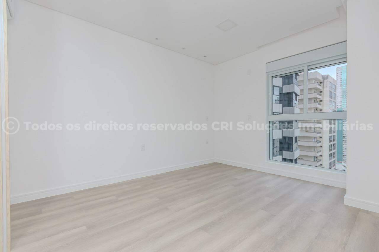 Foto do imóvel Apartamento com 4 suítes no Olimpia Residence, Centro de Balneário Camboriú