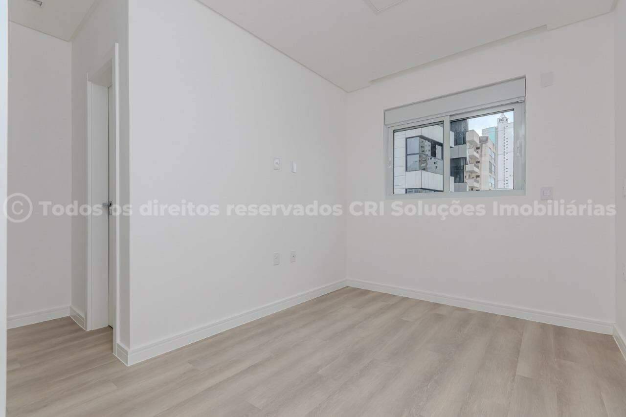 Foto do imóvel Apartamento com 4 suítes no Olimpia Residence, Centro de Balneário Camboriú