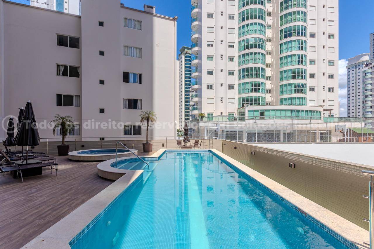Foto do imóvel Apartamento 3 Suítes no Edifício Gran Royalle Balneário Camboriú