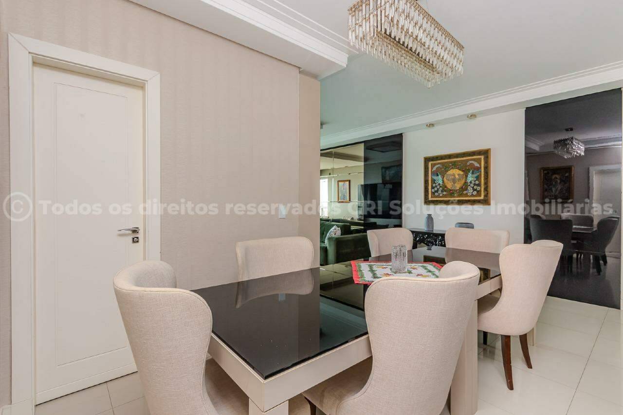 Foto do imóvel Apartamento Mobiliado com 04 dormitórios á venda no Villa Serena com Vista Mar em Balneário Camboriú 