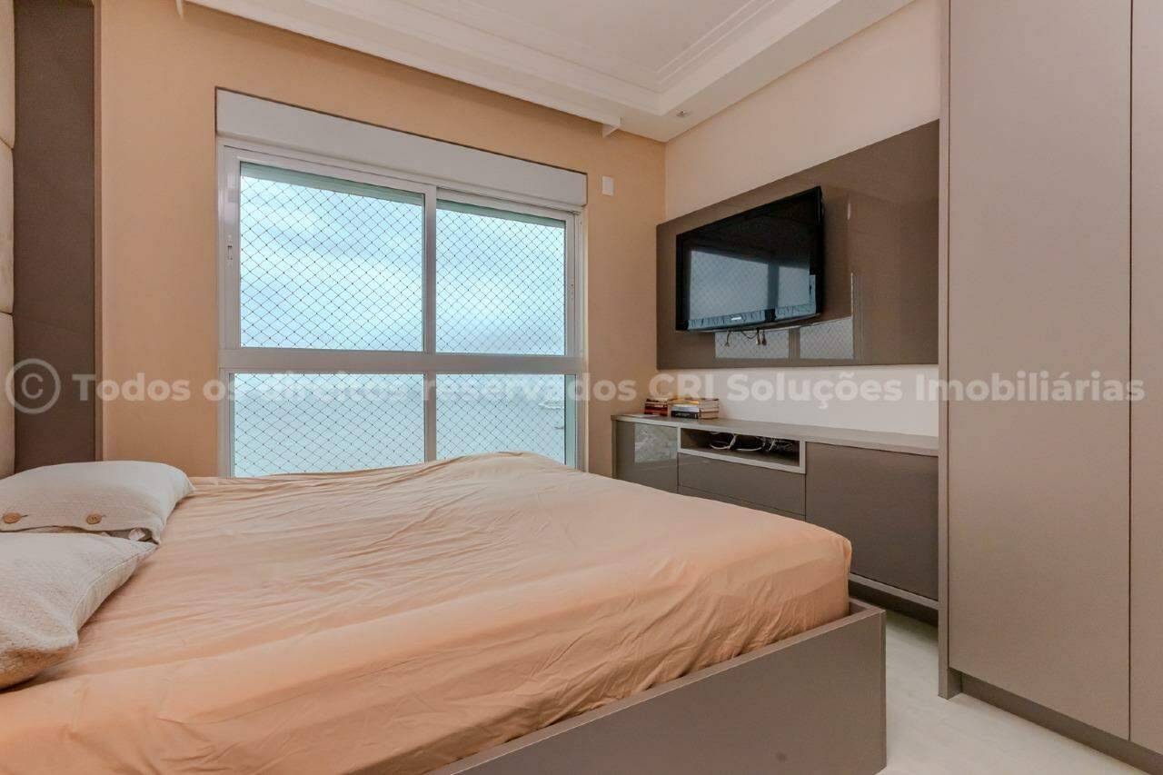 Foto do imóvel Apartamento Mobiliado com 04 dormitórios á venda no Villa Serena com Vista Mar em Balneário Camboriú 