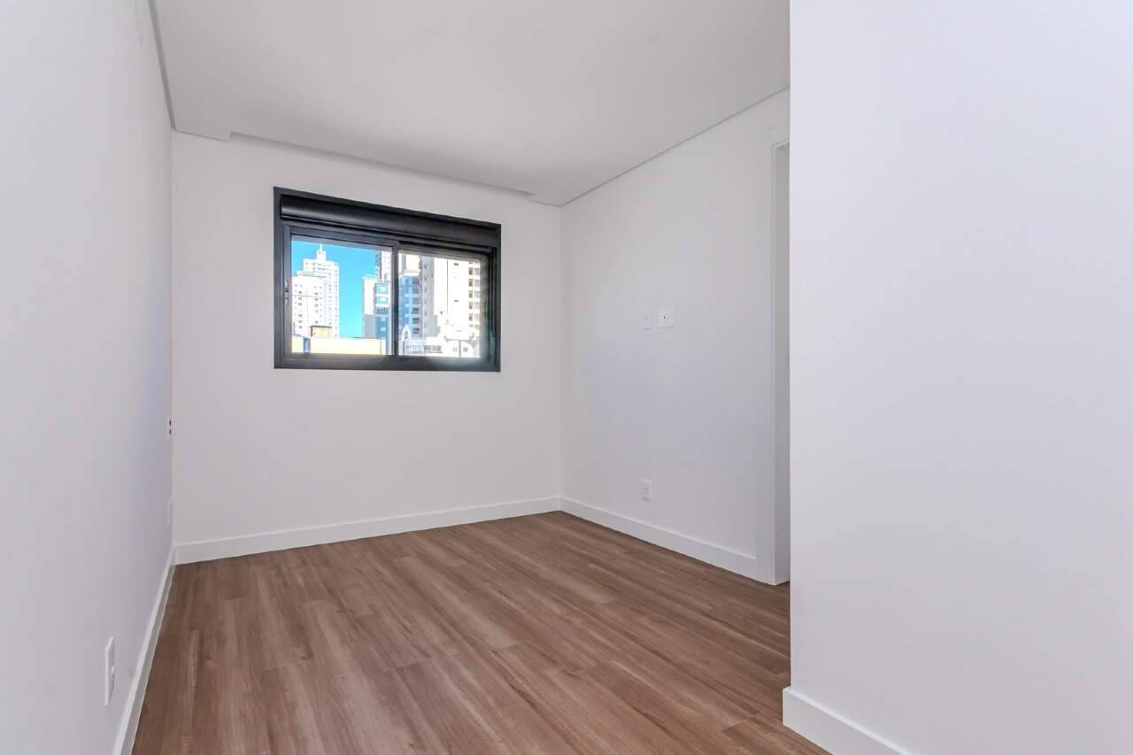 Foto do imóvel Apartamento no Edifício Marabella Tower em Balneário Camboriú – 112m², 3 dormitórios e lazer completo
