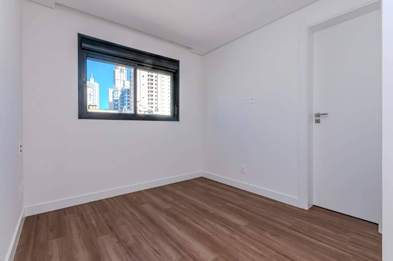 Foto do imóvel Apartamento no Edifício Marabella Tower em Balneário Camboriú – 112m², 3 dormitórios e lazer completo