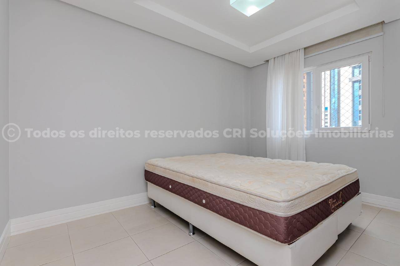 Foto do imóvel Apartamento 2 suítes no Residencial Porto Luna em Balneário Camboriú – 95m² mobiliado