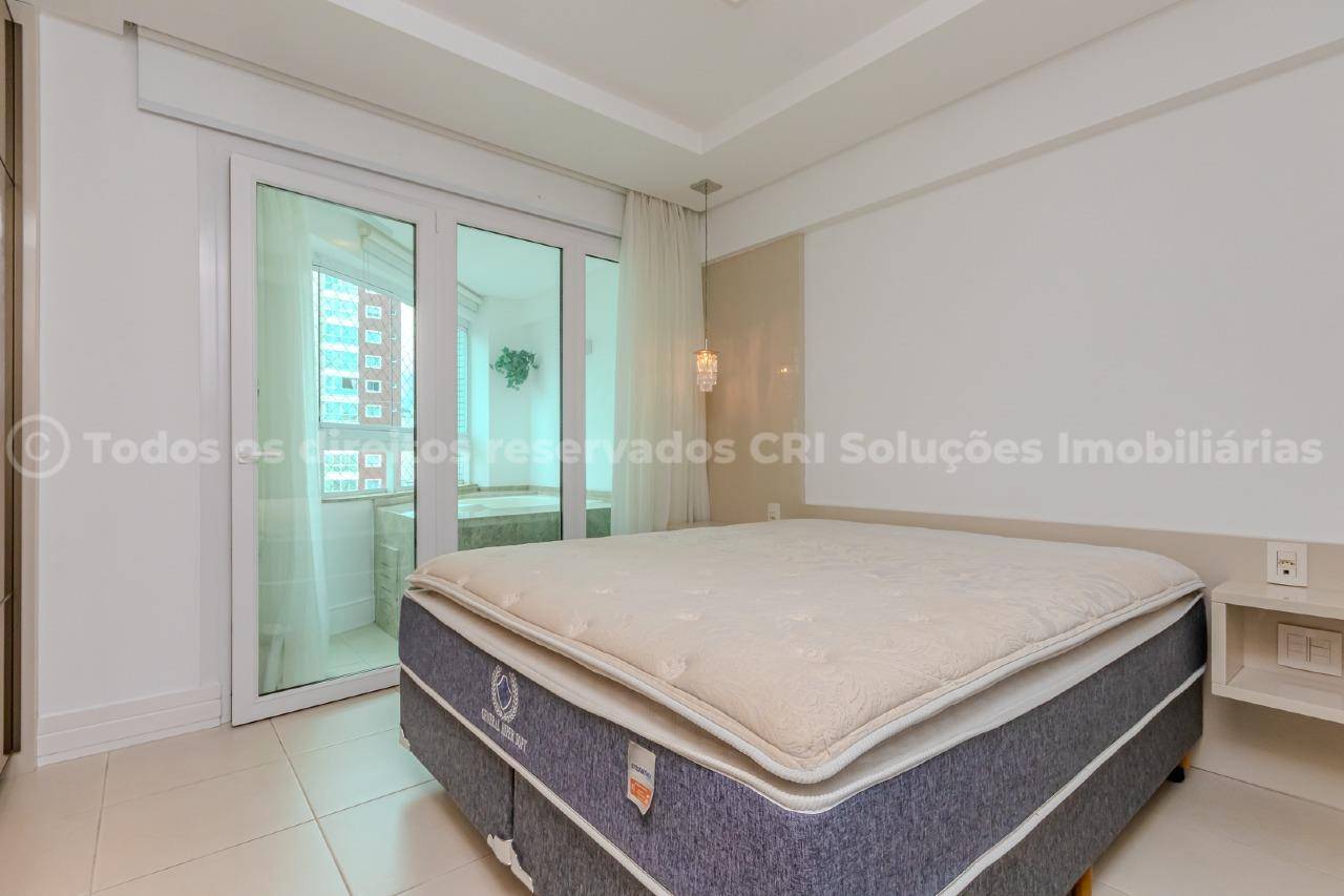 Foto do imóvel Apartamento 2 suítes no Residencial Porto Luna em Balneário Camboriú – 95m² mobiliado