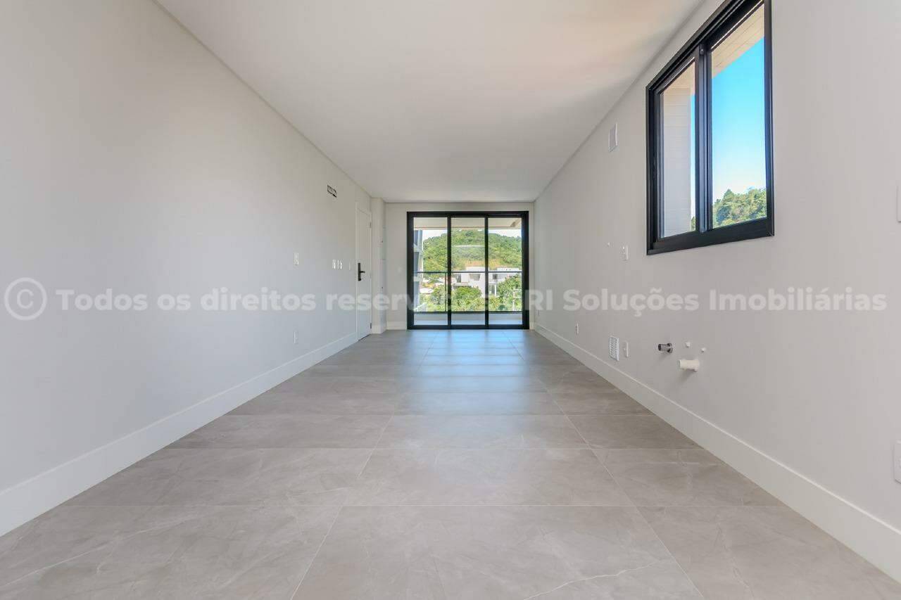 Foto do imóvel Apartamento com 2 Suítes à Venda no Edifício Saint Antoine na Praia Brava em Itajaí