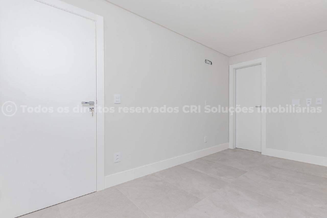 Foto do imóvel Apartamento com 2 Suítes à Venda no Edifício Saint Antoine na Praia Brava em Itajaí