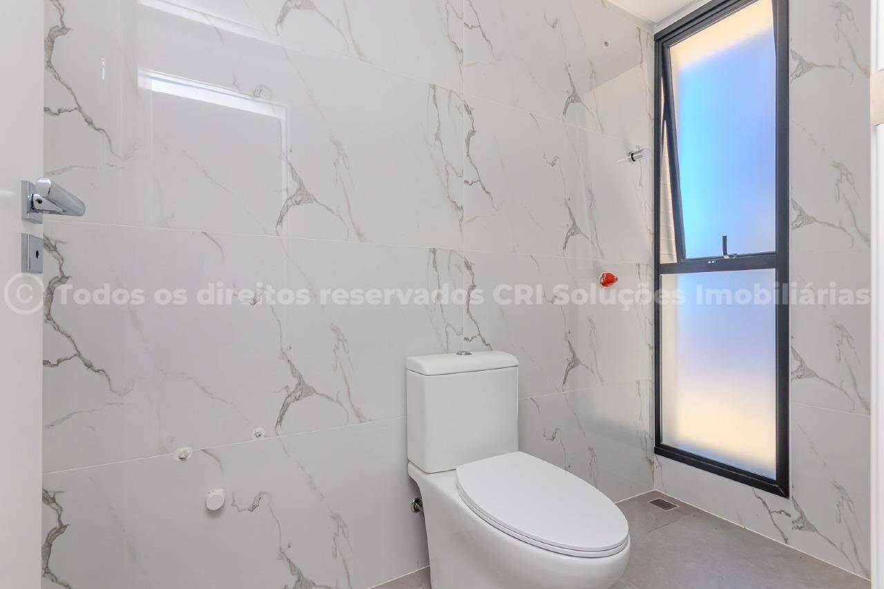 Foto do imóvel Apartamento com 2 Suítes à Venda no Edifício Saint Antoine na Praia Brava em Itajaí
