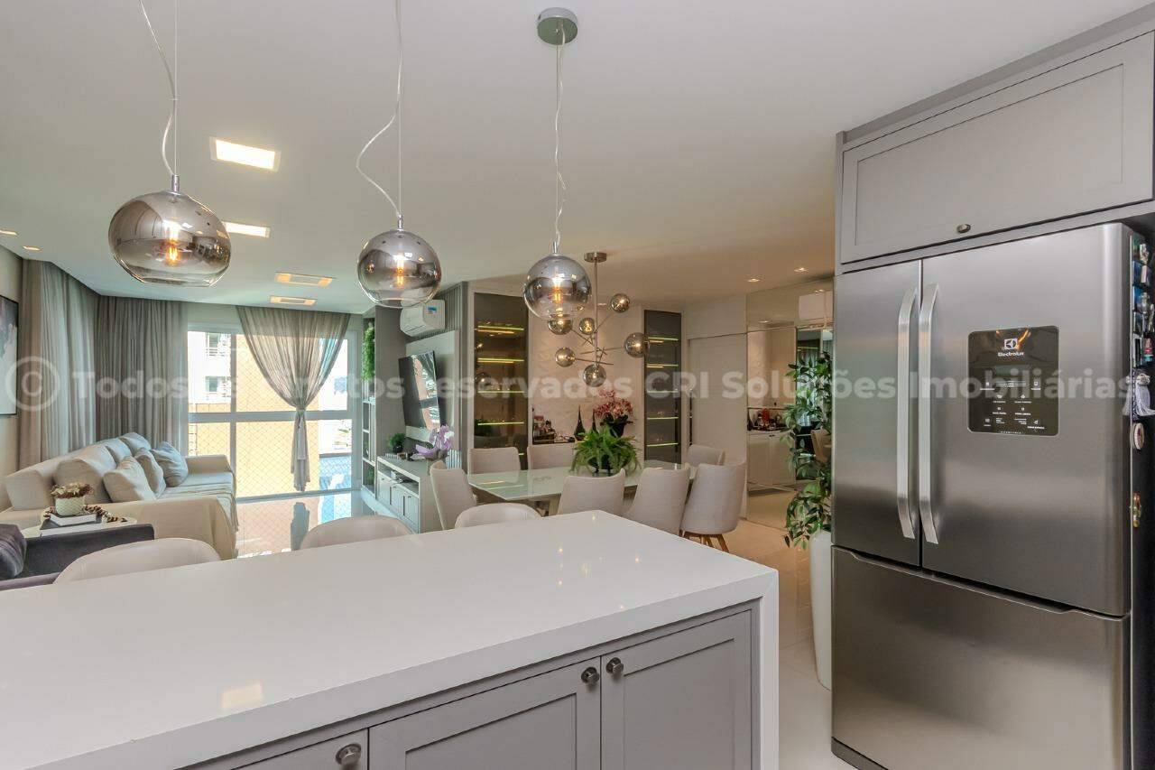 Foto do imóvel Apartamento Mobiliado com 03 suítes á venda no Edifício Splendia Tower em Balneário Camboriú