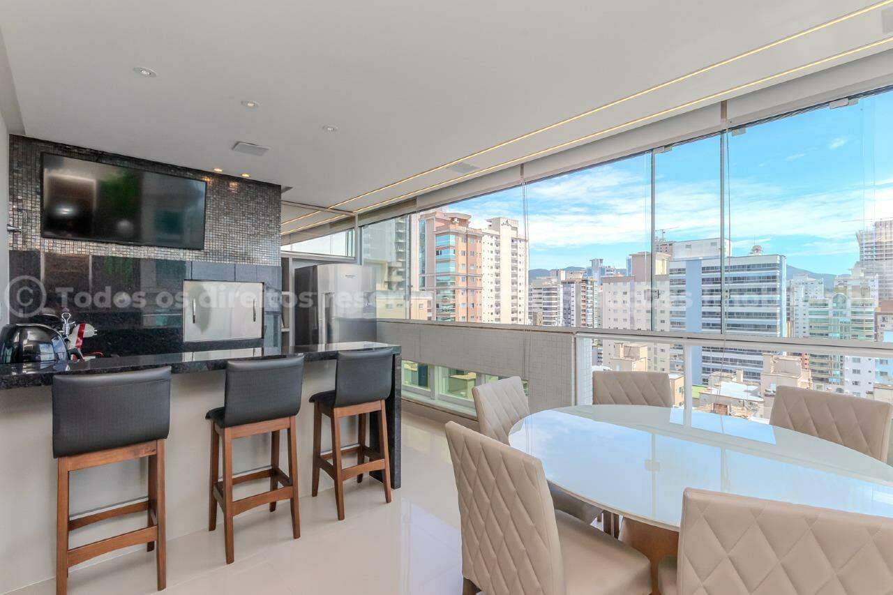 Foto do imóvel Apartamento Mobiliado Vista Mar com 03 suítes á venda no Edifício Aureo em Itapema