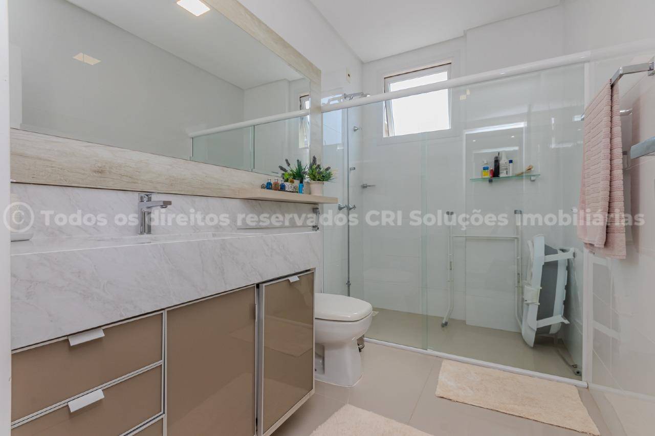 Foto do imóvel Apartamento Mobiliado Vista Mar com 03 suítes á venda no Edifício Aureo em Itapema