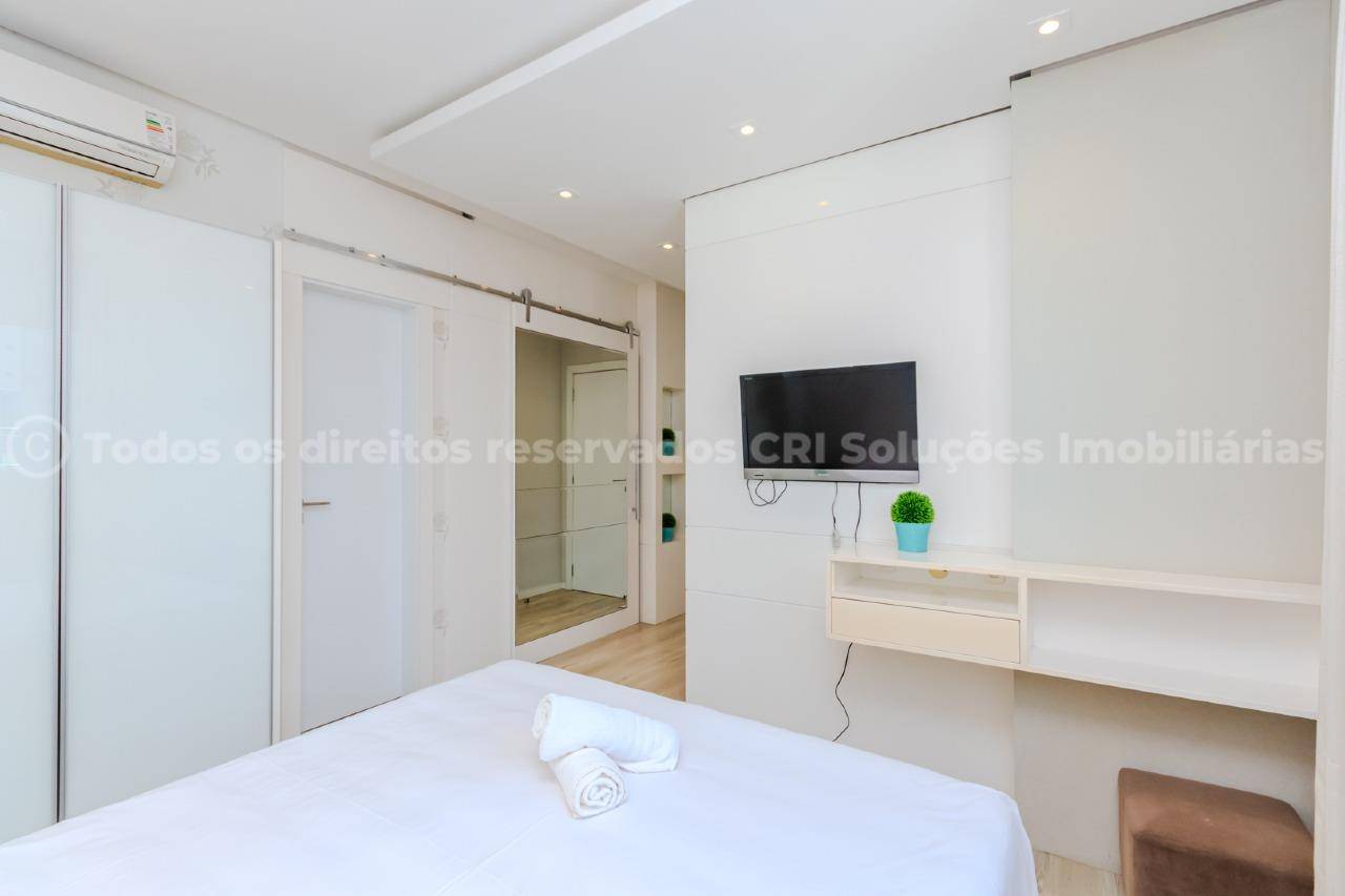 Foto do imóvel Apartamento Mobiliado de 3 Quartos no Edifício Porto da Barra em Balneário Camboriú – 130m²