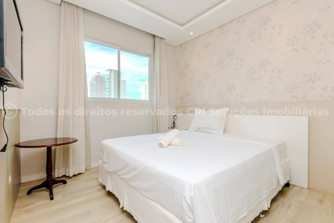 Foto do imóvel Apartamento Mobiliado de 3 Quartos no Edifício Porto da Barra em Balneário Camboriú – 130m²