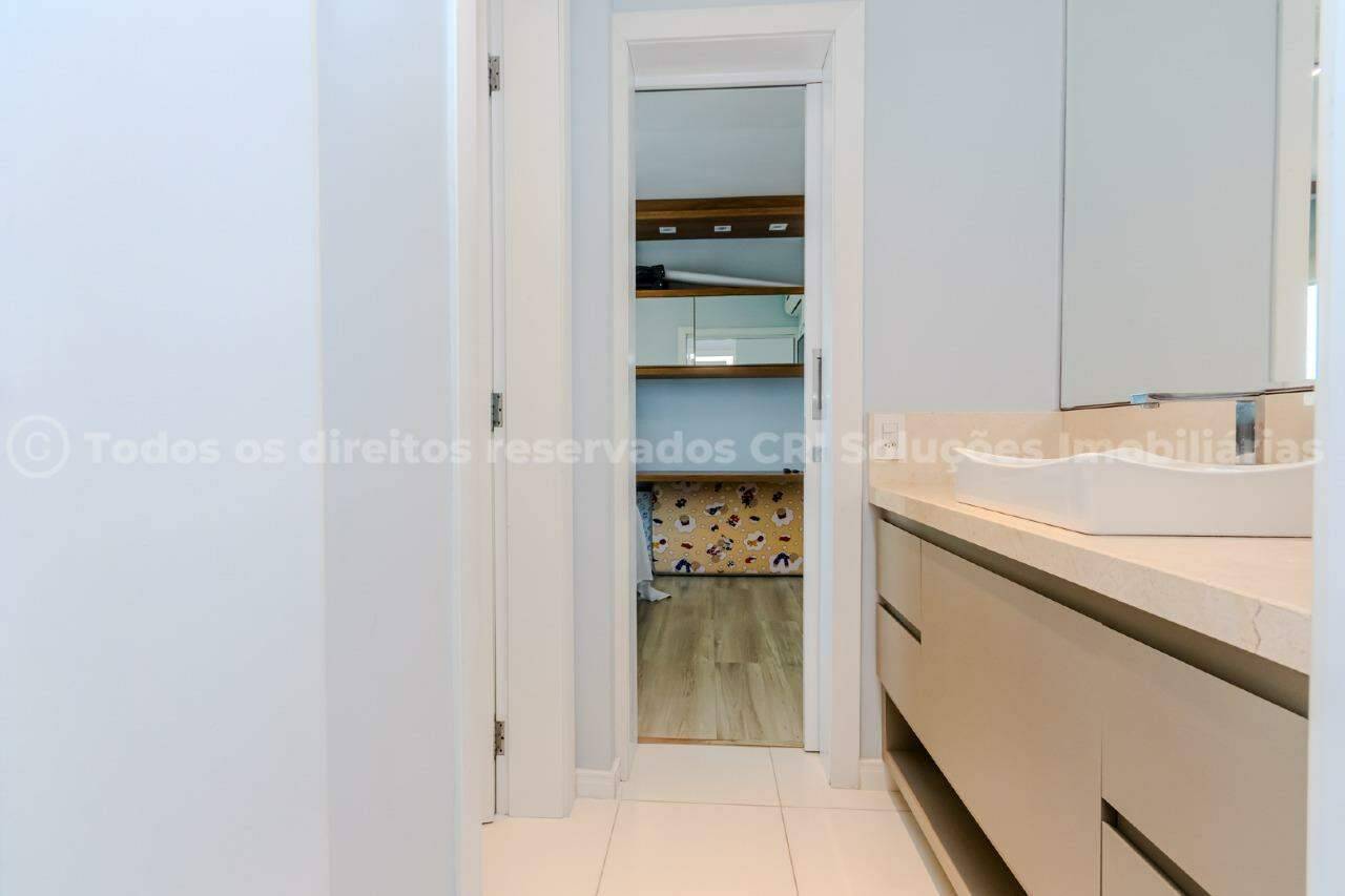 Foto do imóvel Apartamento Mobiliado de 3 Quartos no Edifício Porto da Barra em Balneário Camboriú