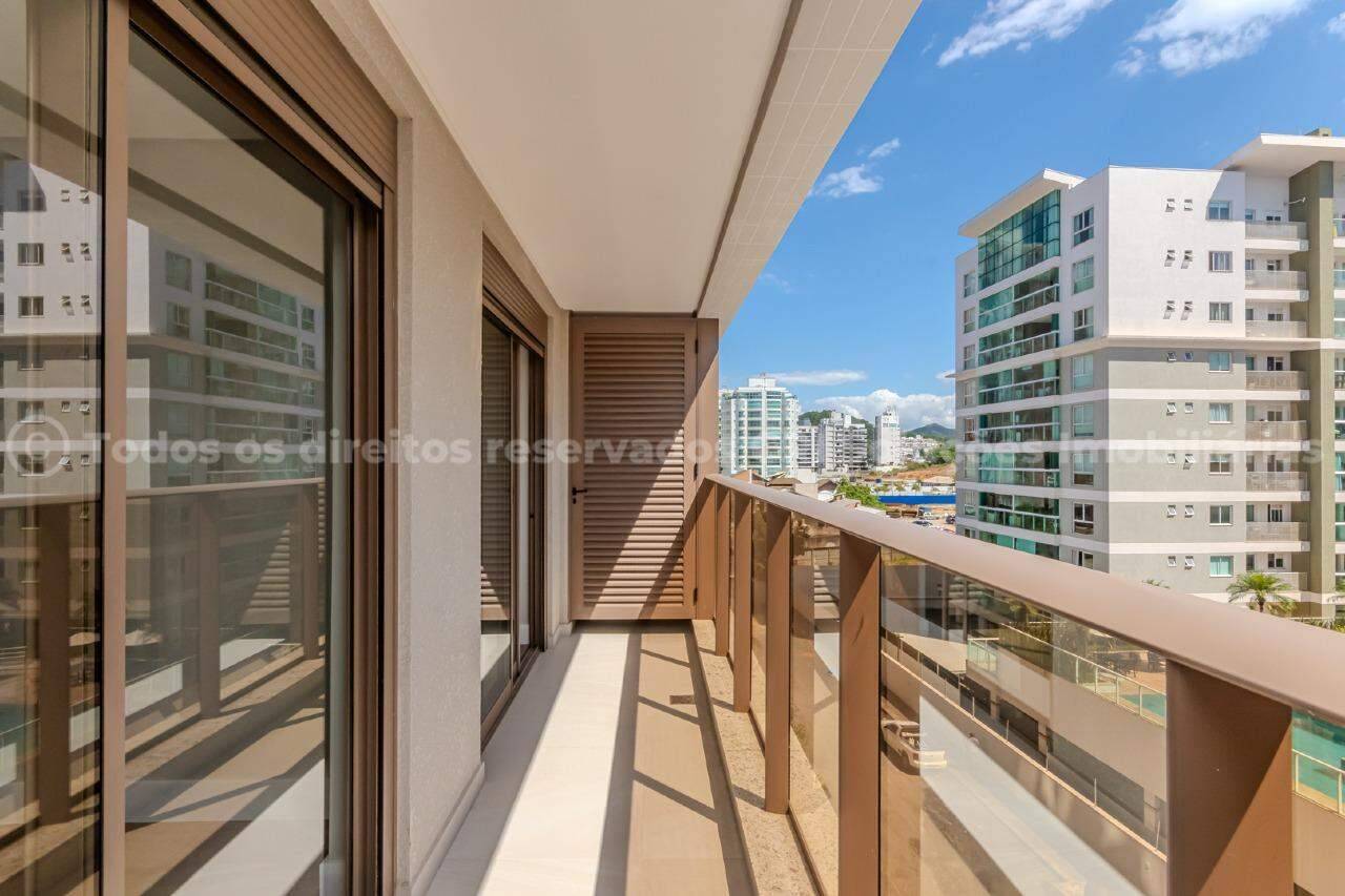 Foto do imóvel Apartamento no Edifício Ocean Wind com 03 suítes na Praia Brava em Itajaí.