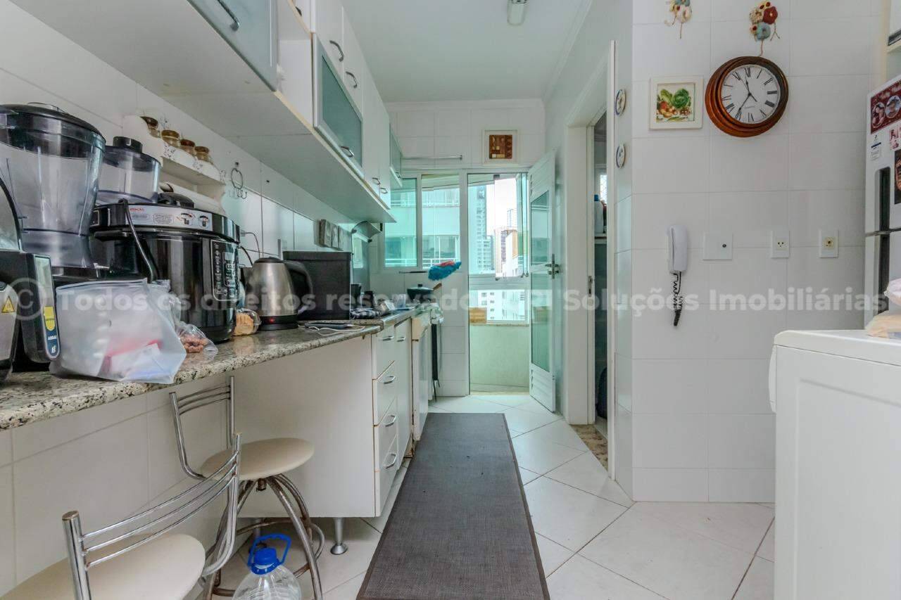 Foto do imóvel Apartamento Mobiliado com 03 dormitórios á venda no Residencial Mero em Balneário Camboriú