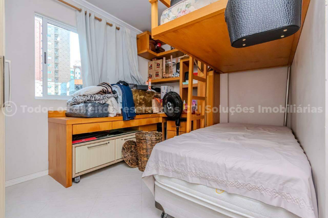 Foto do imóvel Apartamento Mobiliado com 03 dormitórios á venda no Residencial Mero em Balneário Camboriú