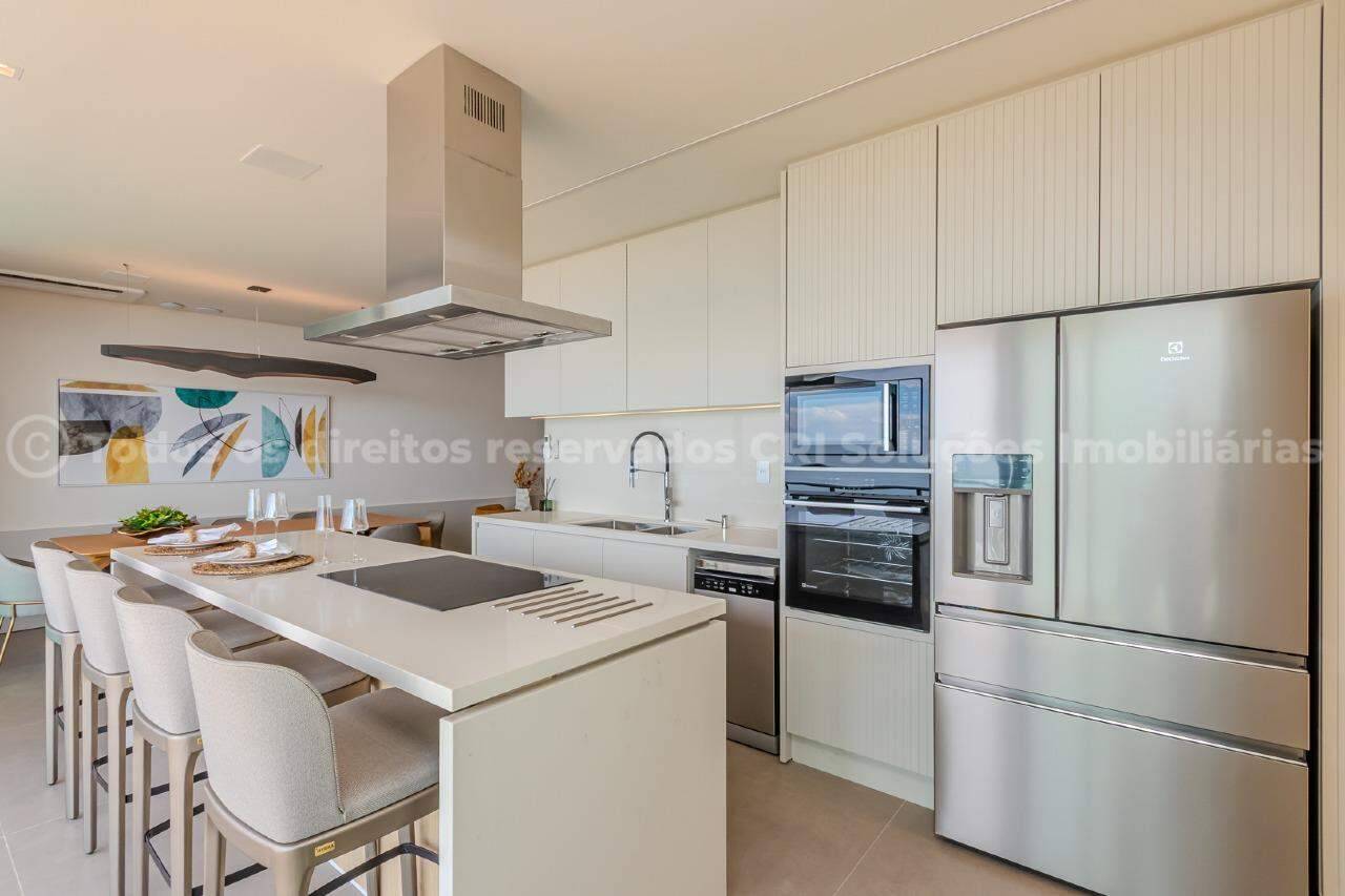 Foto do imóvel Apartamento 3 Suítes Mobiliado à Venda no Edifício Sunrise – Frente Mar, Praia Brava, Itajaí | Vida na praia