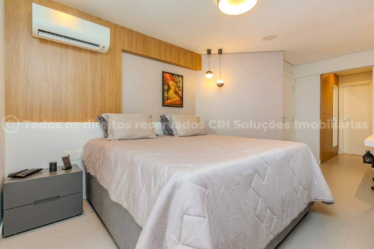 Foto do imóvel Apartamento mobiliado frehte mar com 4 Suítes no Edifício Nina Schürmann em Balneário Camboriú | Vida na praia