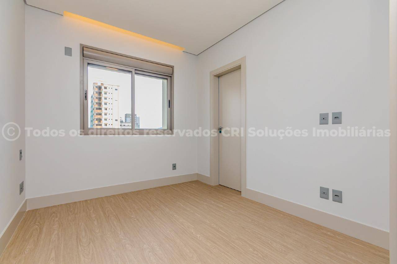 Foto do imóvel Apartamento 3 Suítes à Venda no Edifício Collina di Napoli – Centro, Balneário Camboriú
