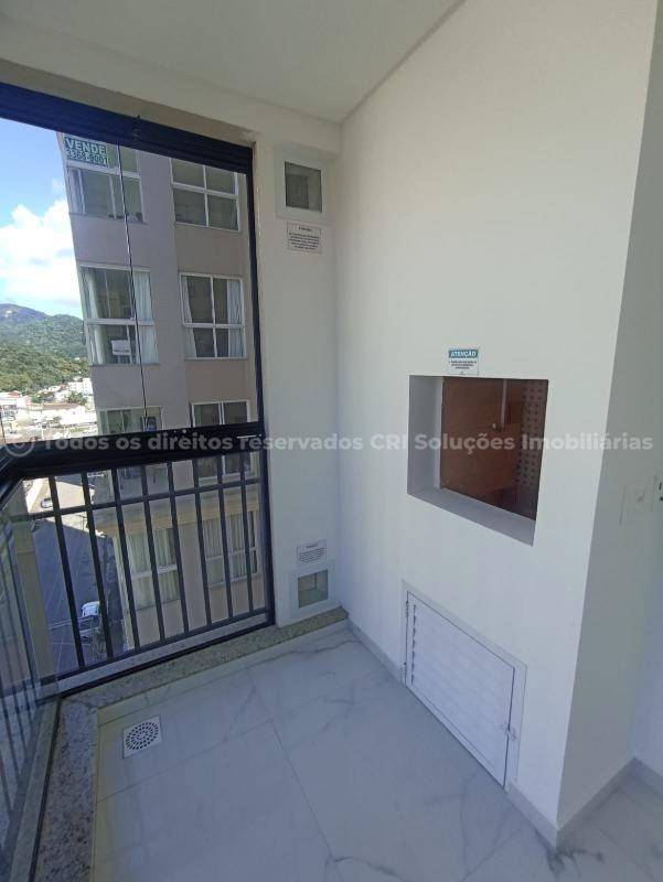 Apartamento à venda com 3 suítes no Residencial Monte Napoleone no Centro em Itapema