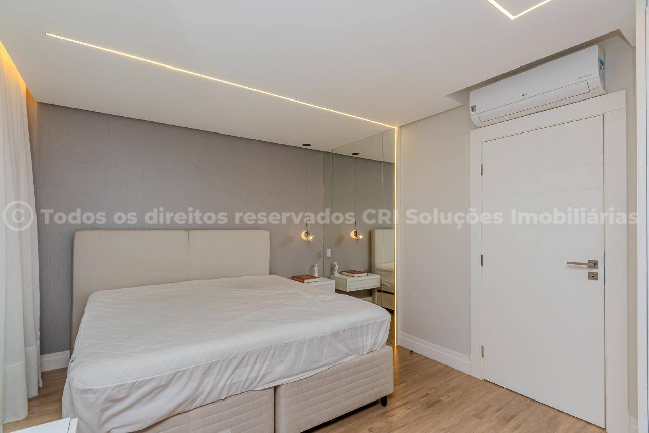 Foto do imóvel Apartamento Mobiliado Vista Mar com 03 suítes á venda no Edifício Phoenix Tower em Balneário Camboriú