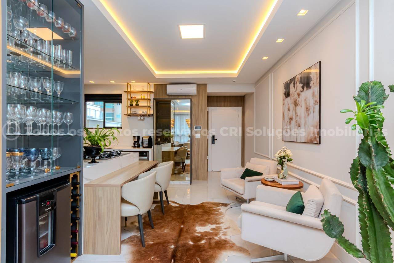 Foto do imóvel Apartamento Mobiliado com 04 Dormitorios á venda no Edifício North Shore em Balneário Camboriu
