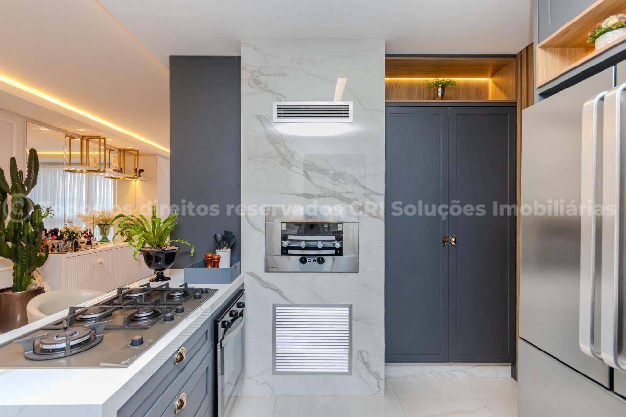 Foto do imóvel Apartamento Mobiliado com 04 Dormitorios á venda no Edifício North Shore em Balneário Camboriu