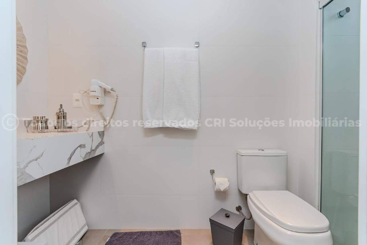 Foto do imóvel Apartamento Mobiliado com 04 Dormitorios á venda no Edifício North Shore em Balneário Camboriu