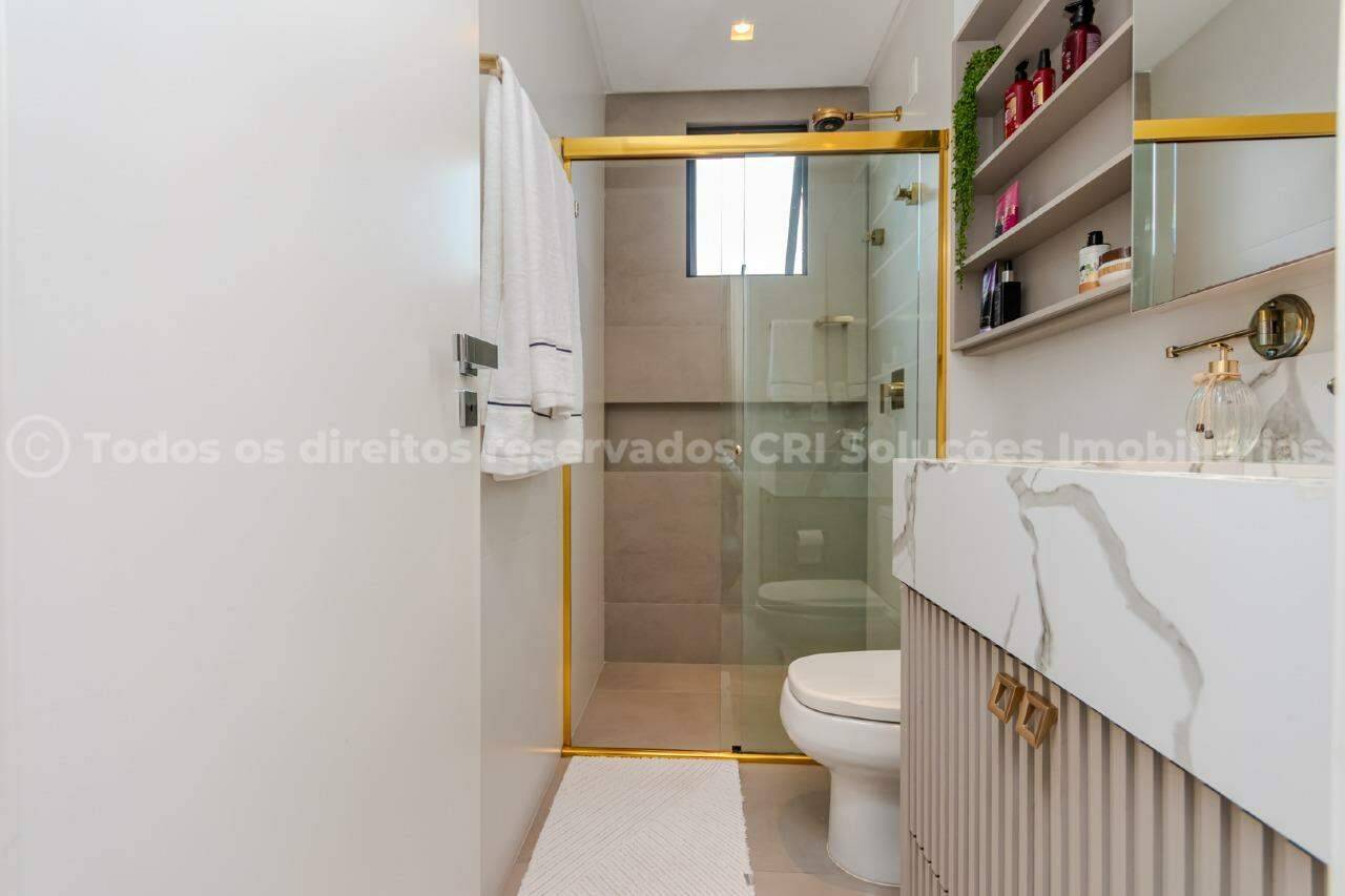 Foto do imóvel Apartamento Mobiliado com 04 Dormitorios á venda no Edifício North Shore em Balneário Camboriu