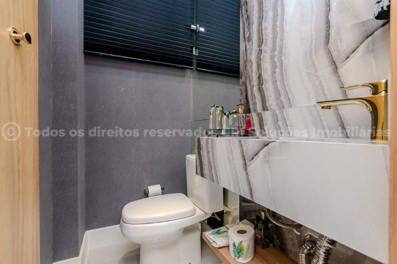 Foto do imóvel Apartamento Mobiliado com 04 Dormitorios á venda no Edifício North Shore em Balneário Camboriu