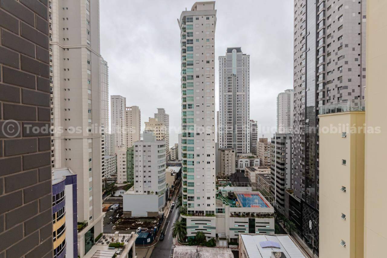 Foto do imóvel Apartamento Mobiliado com 04 Dormitorios á venda no Edifício North Shore em Balneário Camboriu