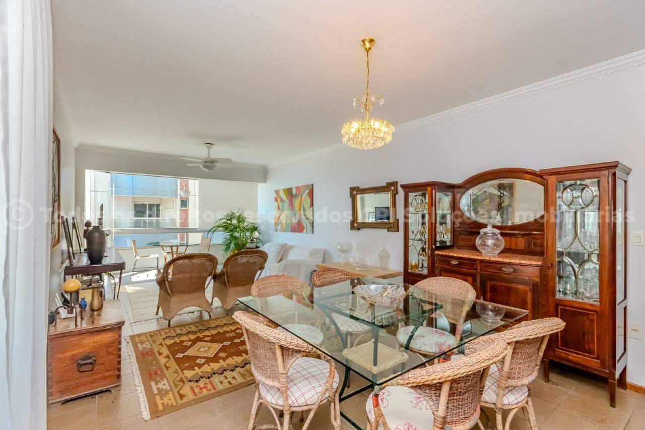 Foto do imóvel Apartamento Mobiliado com Vista Mar com 03 Dormitórios no Edifício Atlântico Sul em Balneário Camboriú