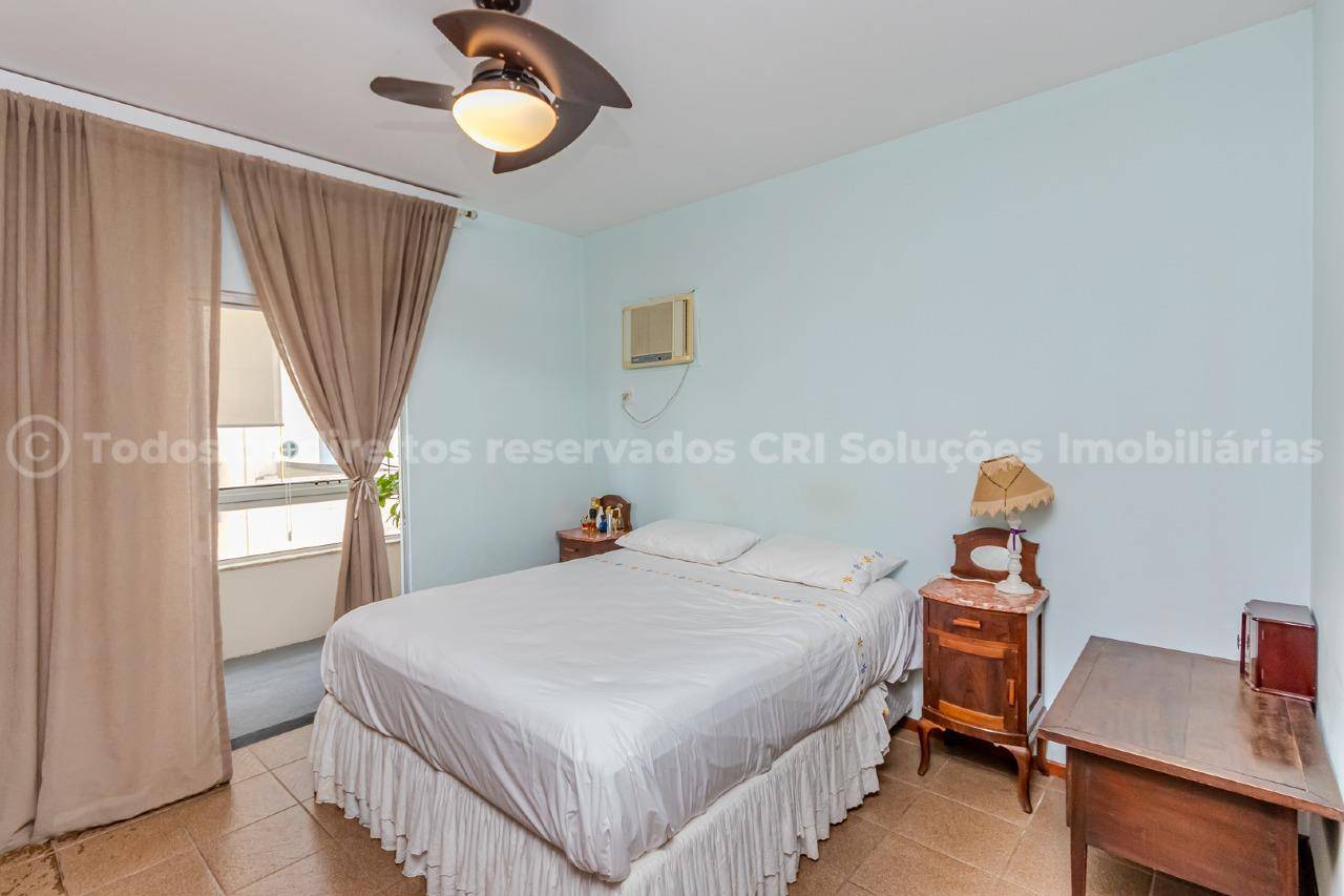 Foto do imóvel Apartamento Mobiliado com Vista Mar com 03 Dormitórios no Edifício Atlântico Sul em Balneário Camboriú