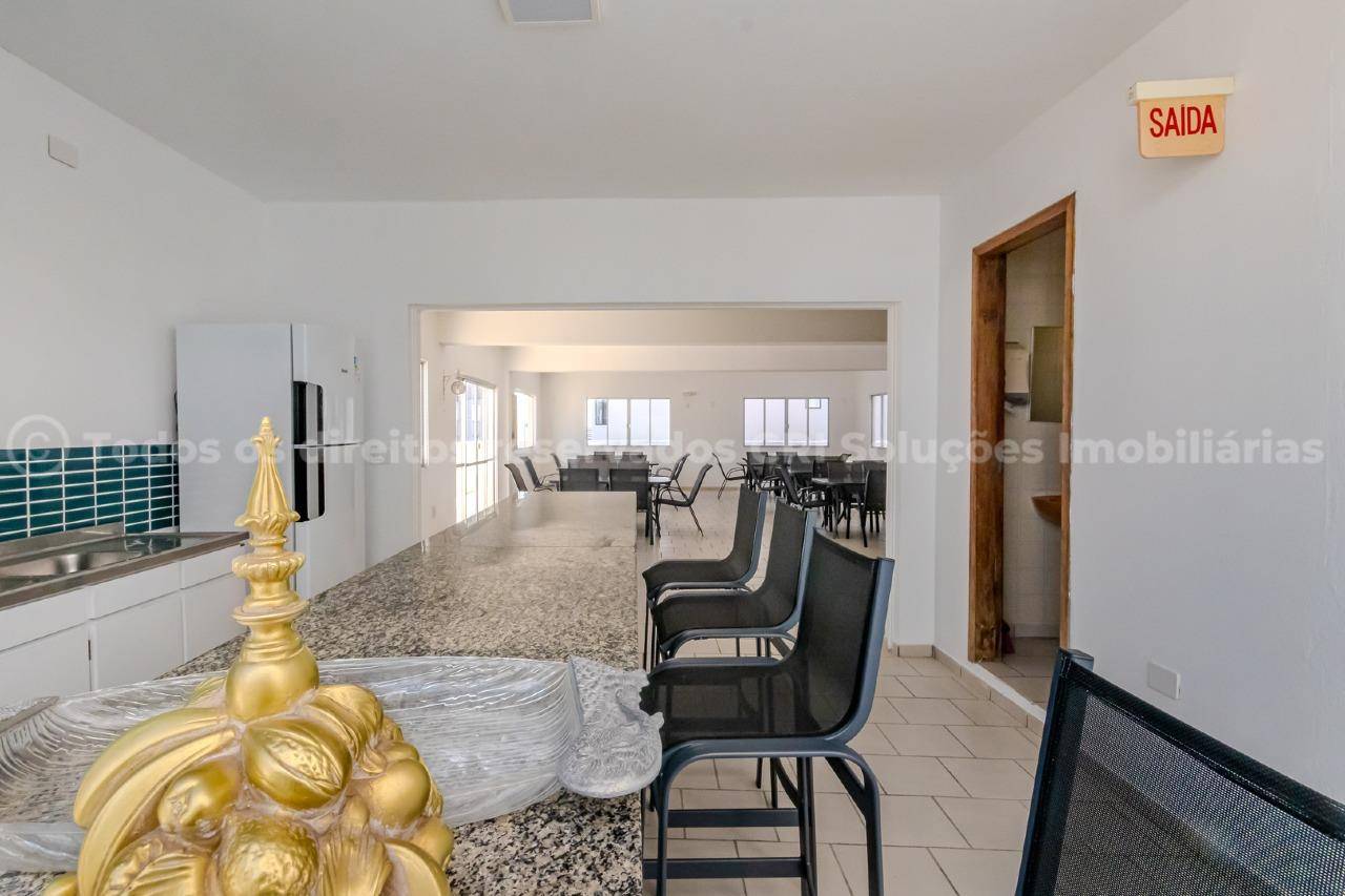 Foto do imóvel Apartamento Mobiliado com Vista Mar com 03 Dormitórios no Edifício Atlântico Sul em Balneário Camboriú