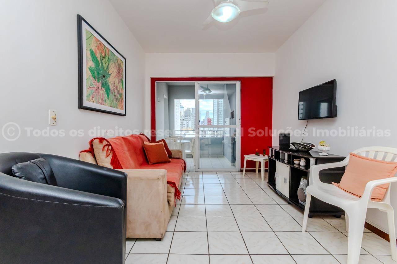 Foto do imóvel Apartamento no Edifício Solar dos Ramos no Centro de Balneário Camboriú