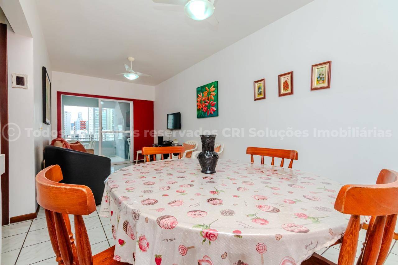 Foto do imóvel Apartamento no Edifício Solar dos Ramos no Centro de Balneário Camboriú
