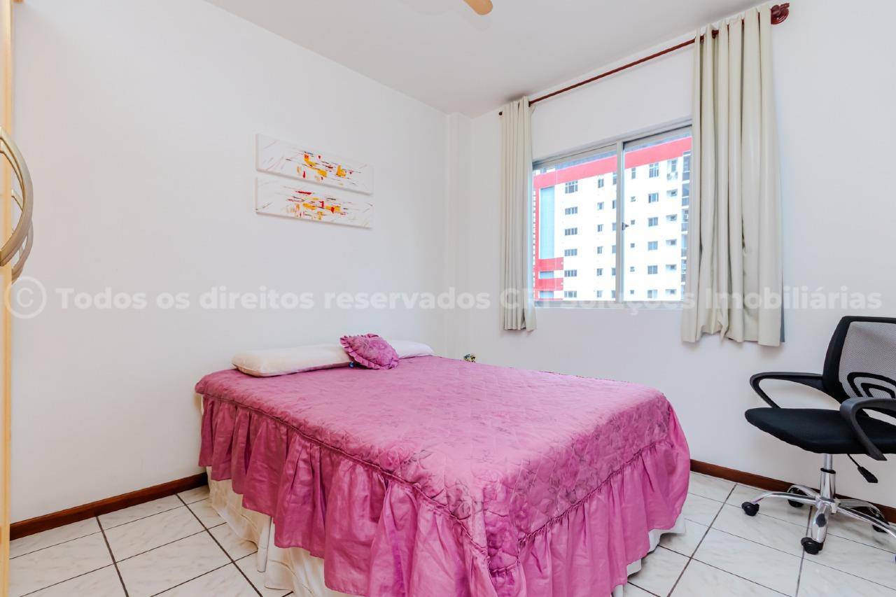 Foto do imóvel Apartamento no Edifício Solar dos Ramos no Centro de Balneário Camboriú