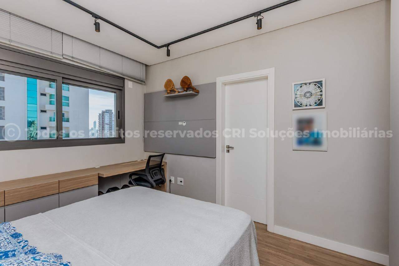 Foto do imóvel Apartamento a venda no Edifício Royal Tower com 04 Suítes no Centro de Balneário Camboriú.