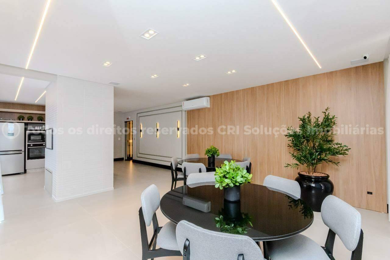 Foto do imóvel Apartamento 3 suítes a venda no edifício Oxford na Meia Praia, Itapema