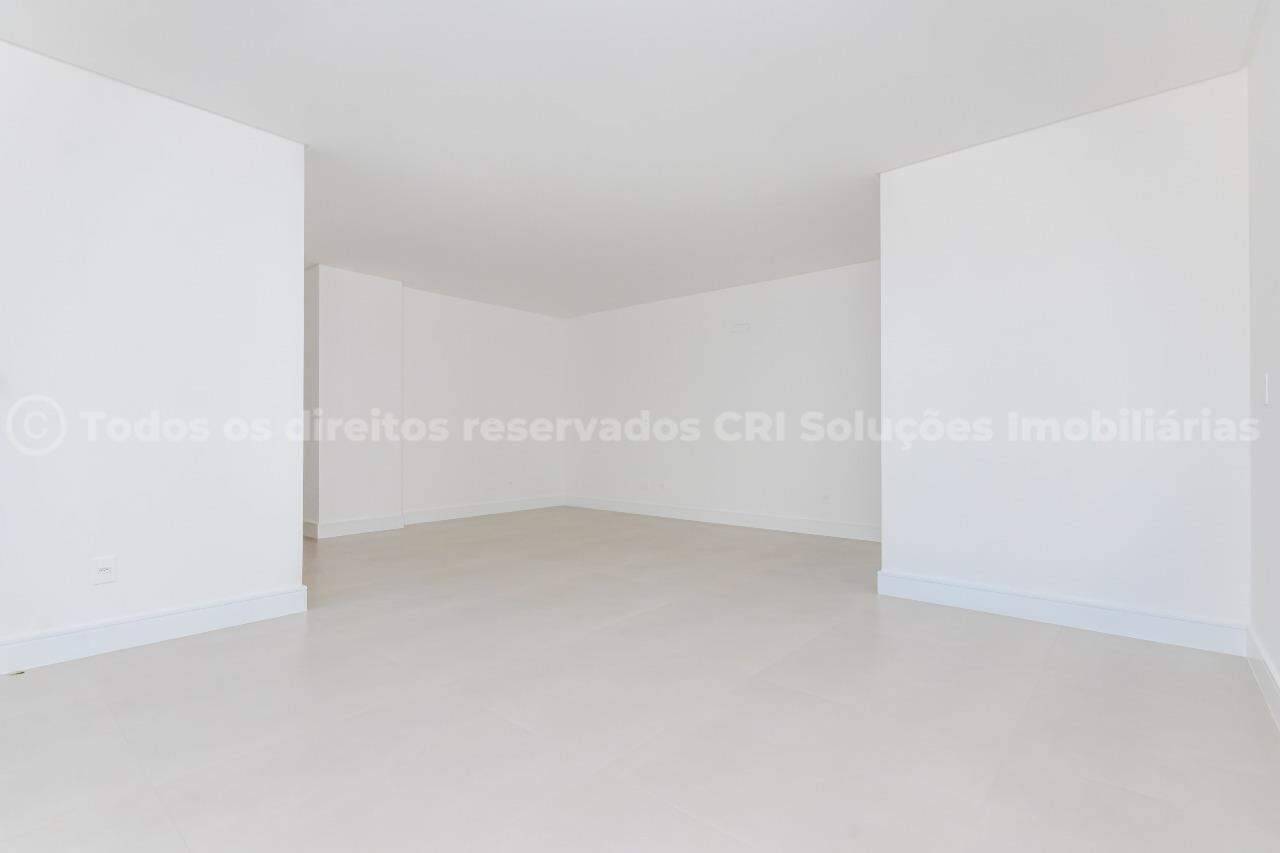 Foto do imóvel Apartamento 3 suítes a venda no edifício Oxford na Meia Praia, Itapema