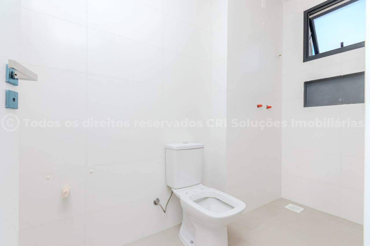 Foto do imóvel Apartamento 3 suítes a venda no edifício Oxford na Meia Praia, Itapema