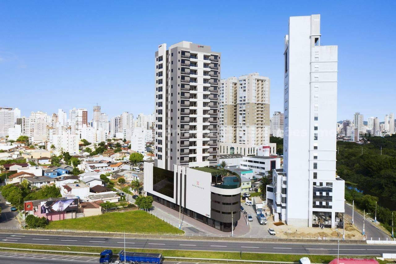 Foto do imóvel Apartamento 2 suítes na planta no edifício Hamburgo na Meia Praia, Itapema