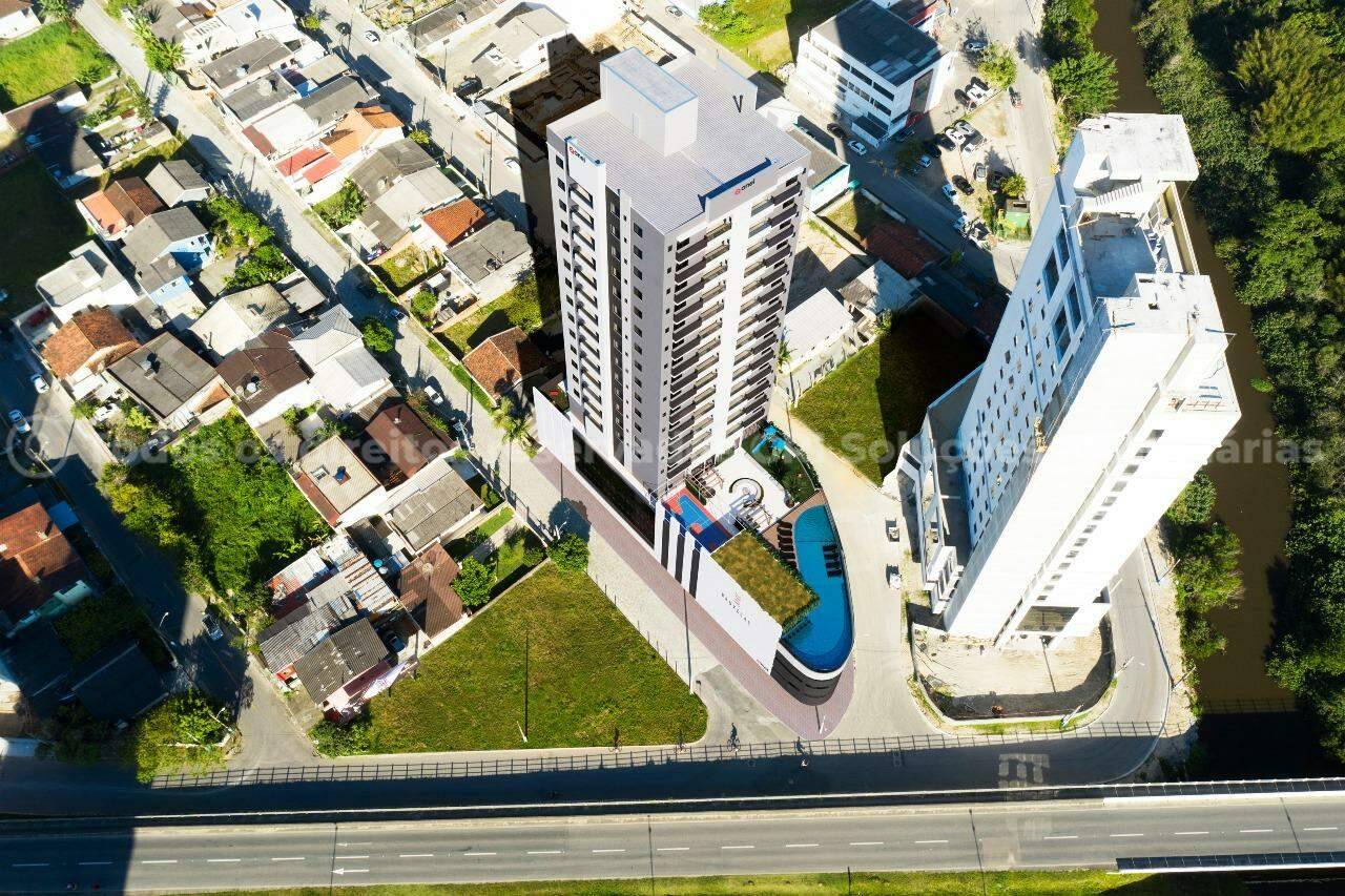 Foto do imóvel Apartamento 2 suítes na planta no edifício Hamburgo na Meia Praia, Itapema