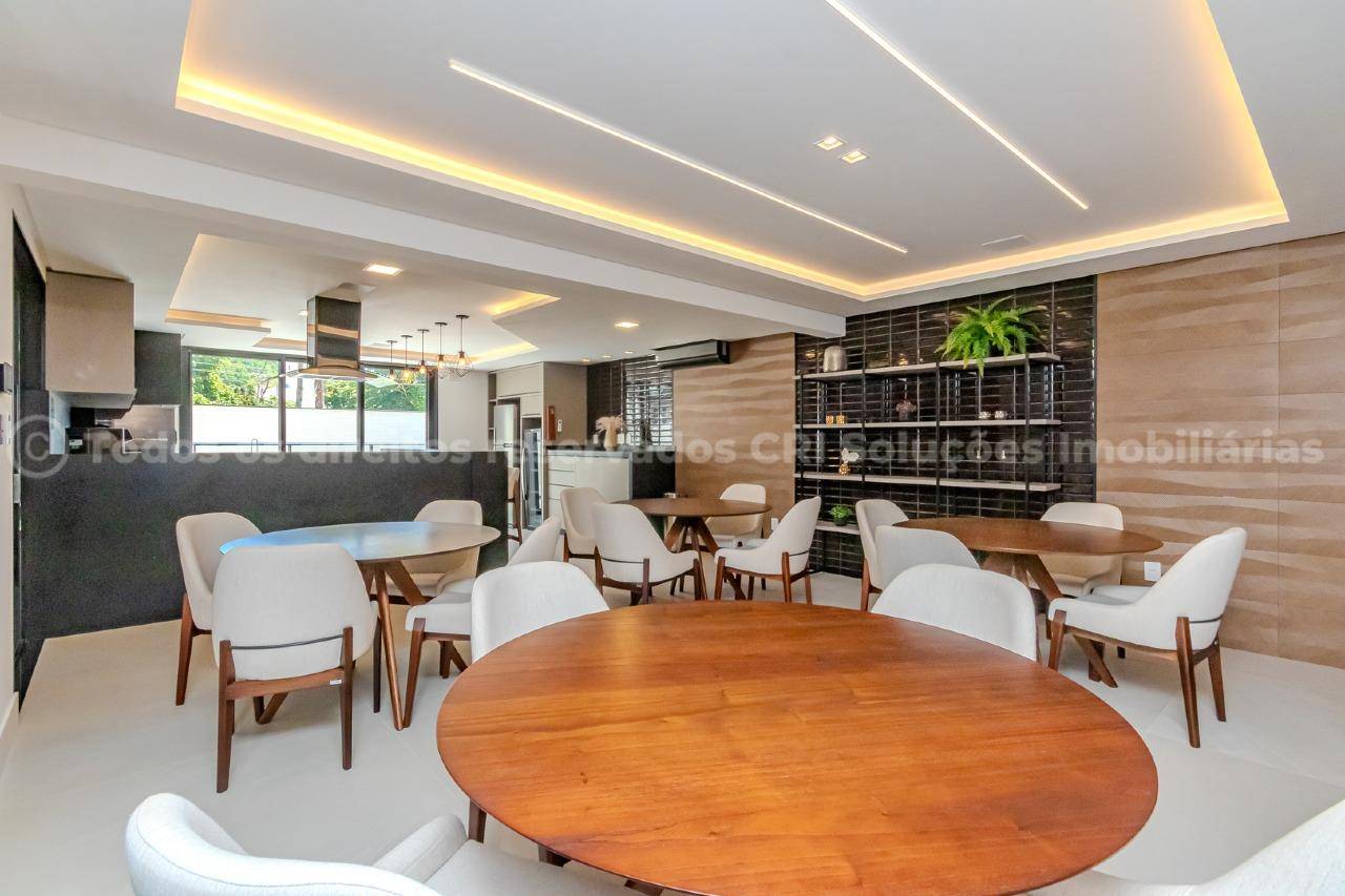 Foto do imóvel Apartamento Mobiliado com 2 Suítes à Venda no Edifício Saint Antoine na Praia Brava em Itajaí